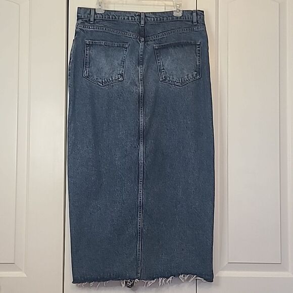 Reformation Nila Long Denim Skirt Medium Wash Size 12 - Picture 7 of 16